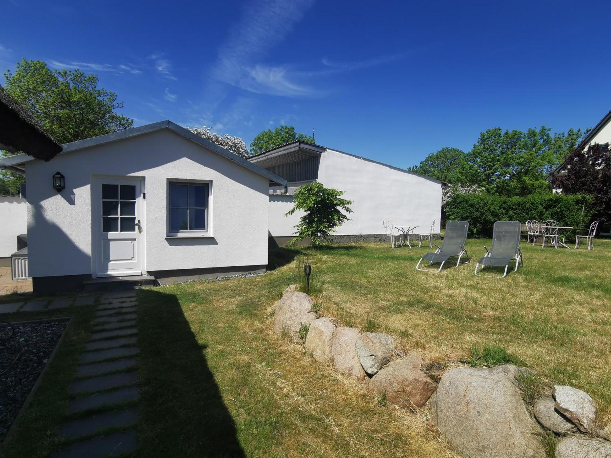 Reetferienhaus - Schaprode Hafen Exterior photo